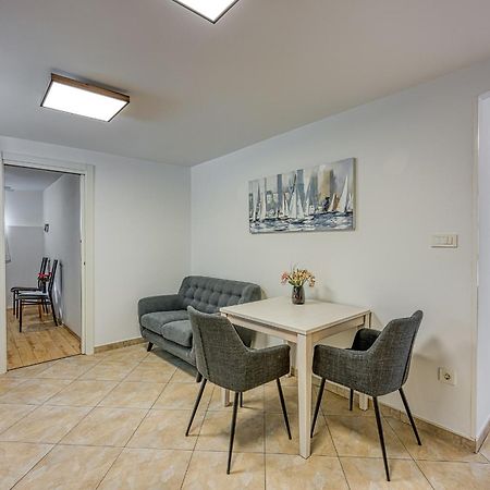 Apartments Pino روفينج المظهر الخارجي الصورة